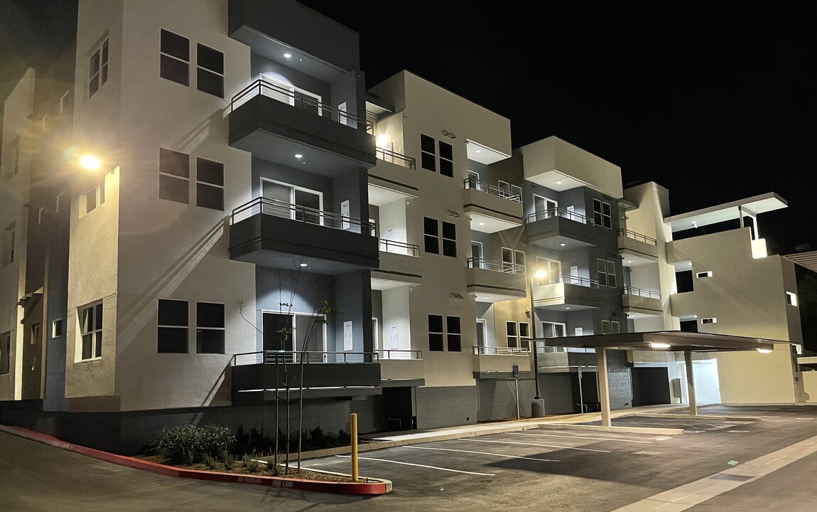 Grandview Apartments in Escondido, CA - Building Photo