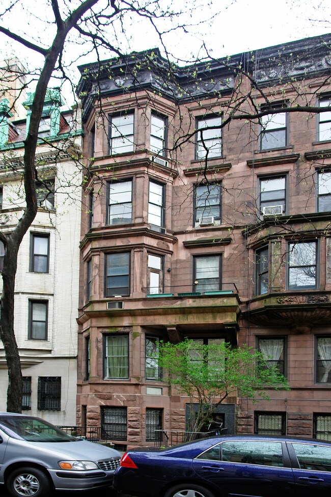 10 W 87th St in New York, NY - Foto de edificio - Building Photo