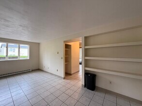164 Kendall Ave, Unit 1 in Ithaca, NY - Building Photo - Building Photo