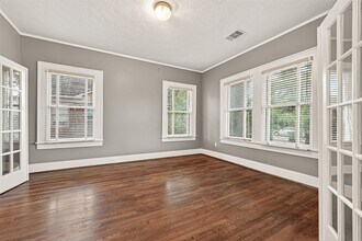 1603 Branard St in Houston, TX - Building Photo - Building Photo