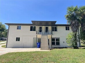 2060 Nettie Ct in Decatur, GA - Building Photo - Building Photo