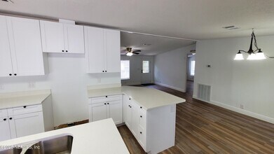 1718 Wright Ave in Jacksonville, FL - Building Photo - Building Photo