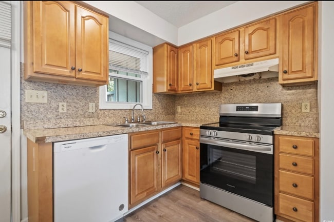 713 67th Ave N in Myrtle Beach, SC - Building Photo - Building Photo