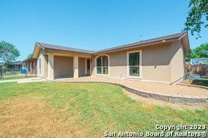 9032 Spanish Cove in San Antonio, TX - Building Photo - Building Photo