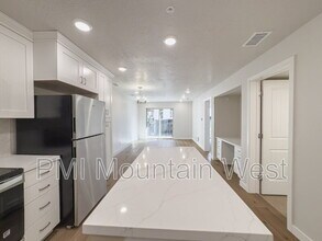 1032 E 400 S in Salt Lake City, UT - Building Photo - Building Photo