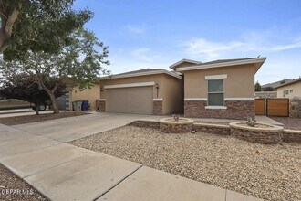6457 Harapon St in El Paso, TX - Building Photo - Building Photo