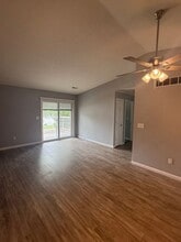 142 Goldenrod Dr-Unit -146 in Chatham, IL - Building Photo - Building Photo
