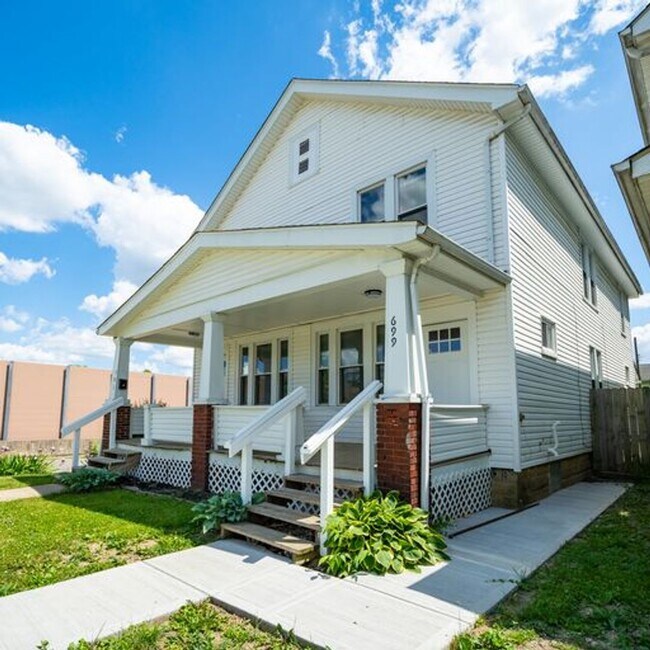 699-701-701 E 4th Ave in Columbus, OH - Building Photo - Building Photo