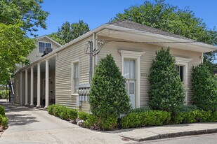 6222 Laurel St, Unit 6222 Laurel St Unit 1 in New Orleans, LA - Building Photo