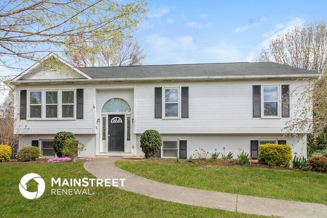 property at 917 Cotinus Cir