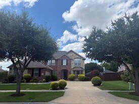 12571 Valley Spring Dr in Frisco, TX - Building Photo