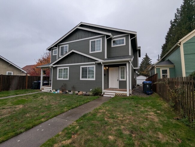 property at 2907-2909 S 9th St