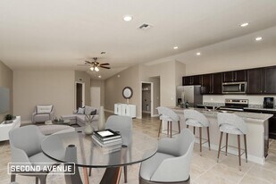 407 Lambright St SW in Palm Bay, FL - Building Photo