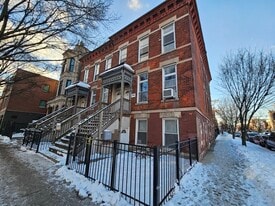 2000 S Ashland Ave in Chicago, IL - Building Photo
