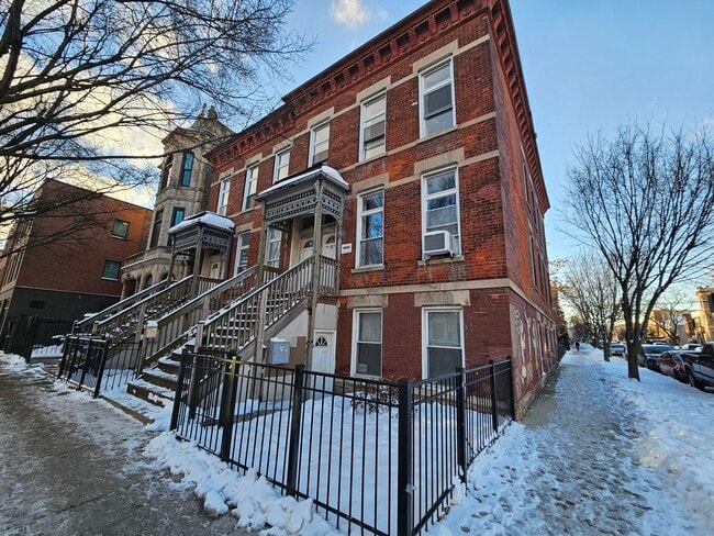 property at 2000 S Ashland Ave