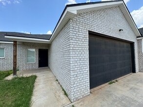 5738 Lehigh St in Lubbock, TX - Building Photo - Building Photo