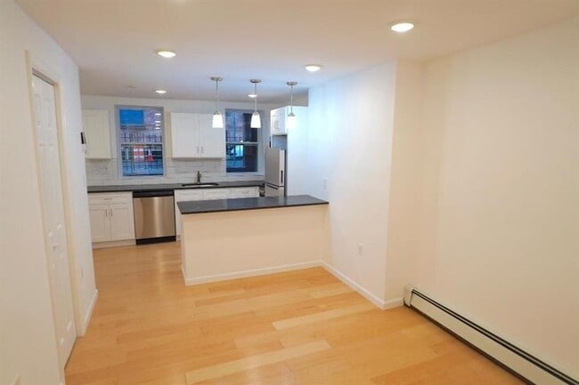 property at 86 Vroom St