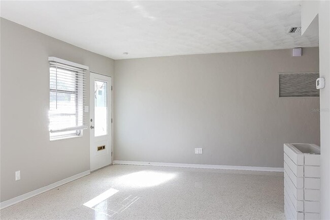 7941 23rd Ave N in St. Petersburg, FL - Building Photo - Building Photo