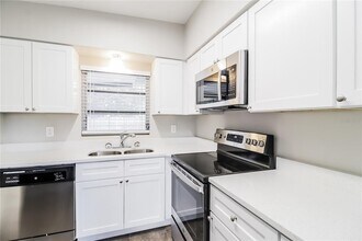 613 Morocco Ave in Orlando, FL - Building Photo - Building Photo