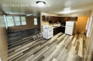 202 N Washington St in Aberdeen, SD - Building Photo