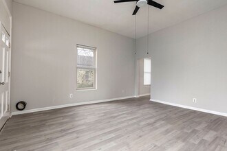 726-728 St Catherine St in Louisville, KY - Building Photo - Building Photo