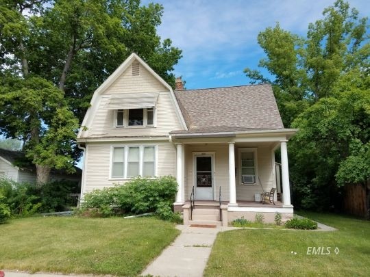 1011 Orr St in Miles City, MT - Building Photo