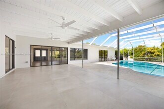 8401 SW 142nd St in Palmetto Bay, FL - Building Photo - Building Photo