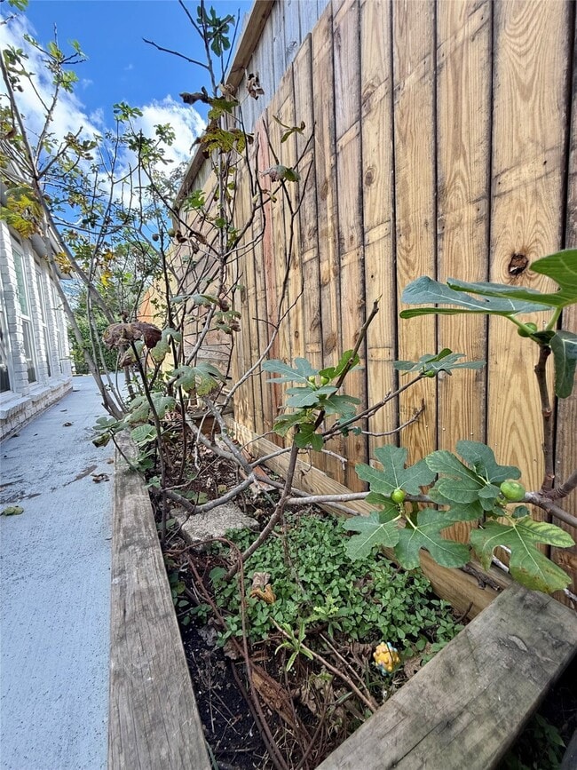 3222 Freshmeadows Dr