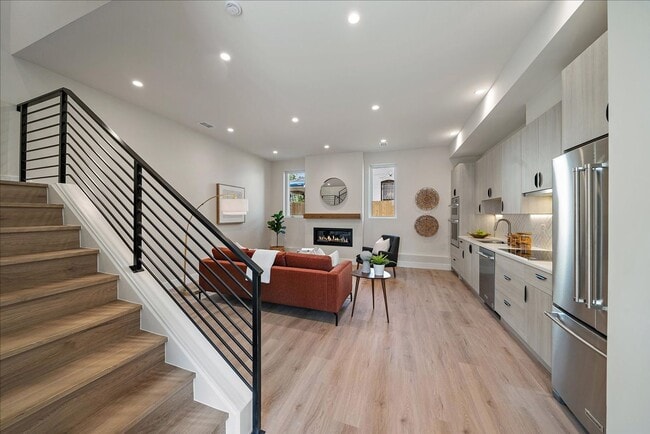 1372 Lowell Blvd in Denver, CO - Building Photo - Building Photo