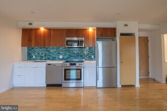 152 W Laurel St in Philadelphia, PA - Building Photo - Building Photo