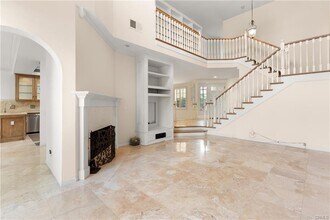 6121 Greenbrier Dr in Huntington Beach, CA - Building Photo - Building Photo