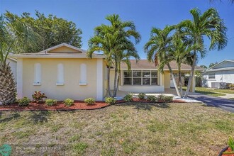 801 NW 65th Terrace in Margate, FL - Building Photo - Building Photo