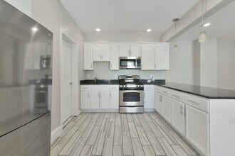 10 Howell Ct in Chelsea, MA - Building Photo - Building Photo