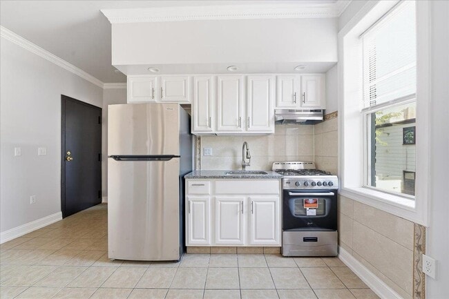 property at 3-5 Potter Pl