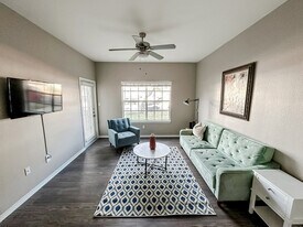 6225 Saratoga Blvd, Unit SI ID1058848P in Corpus Christi, TX - Building Photo