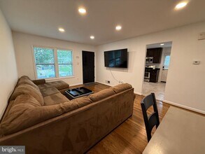 108 S Jordan St in Alexandria, VA - Building Photo - Building Photo