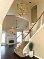 11007 Collingswood Dr in La Porte, TX - Building Photo