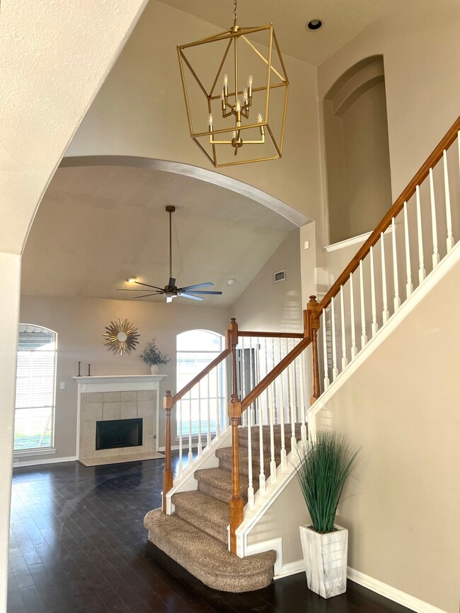 property at 11007 Collingswood Dr