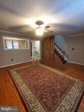 573 Highland Towne Ln in Warrenton, VA - Building Photo - Building Photo