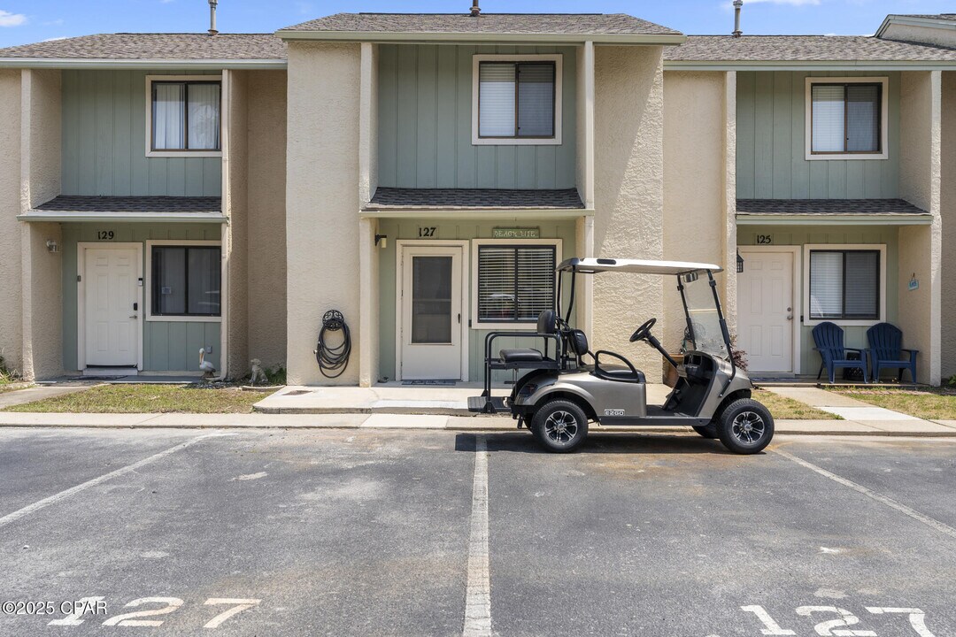 127 Linda Marie Ln in Panama City Beach, FL - Building Photo