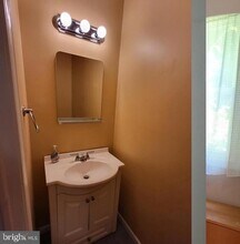 524 E St Andrews Dr in Media, PA - Building Photo - Building Photo