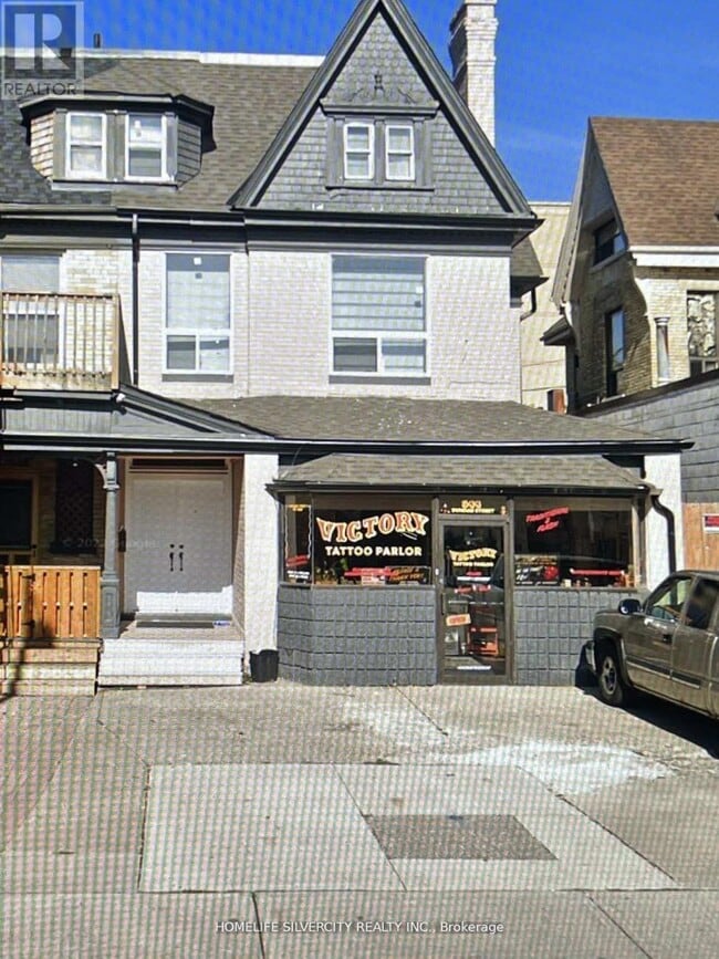 property at 544 Dundas St