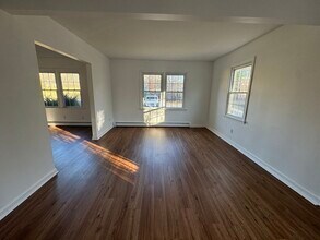 36 West St in Pepperell, MA - Building Photo - Building Photo