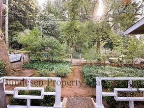10300 Field Ln in Forestville, CA - Building Photo - Building Photo
