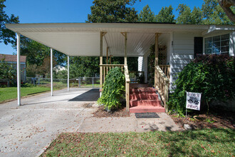 403 Cheyenne Rd in Jacksonville, NC - Building Photo - Building Photo