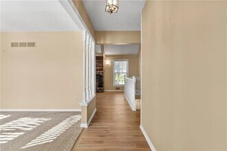 1502 SW 9th St in Lee's Summit, MO - Foto de edificio - Building Photo