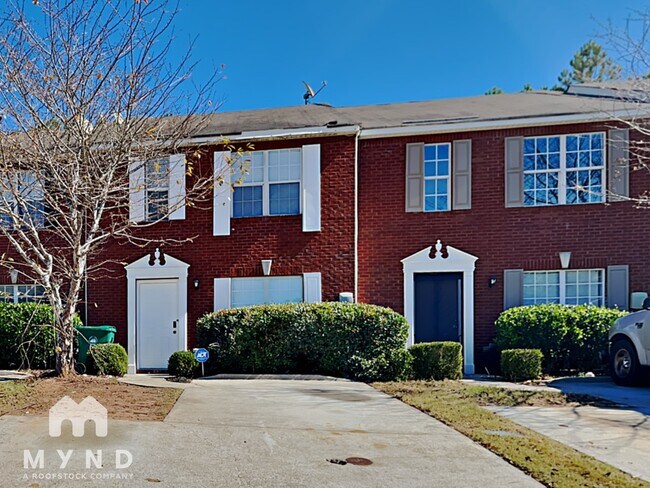property at 5757 Strathmoor Manor Cir