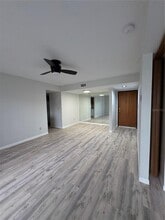 2583 Countryside Blvd in Clearwater, FL - Building Photo - Building Photo