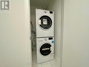 35 Parliament St in Toronto, ON - Building Photo - Building Photo