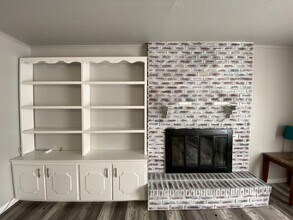 4711 E 4th Pl in Tulsa, OK - Building Photo - Building Photo